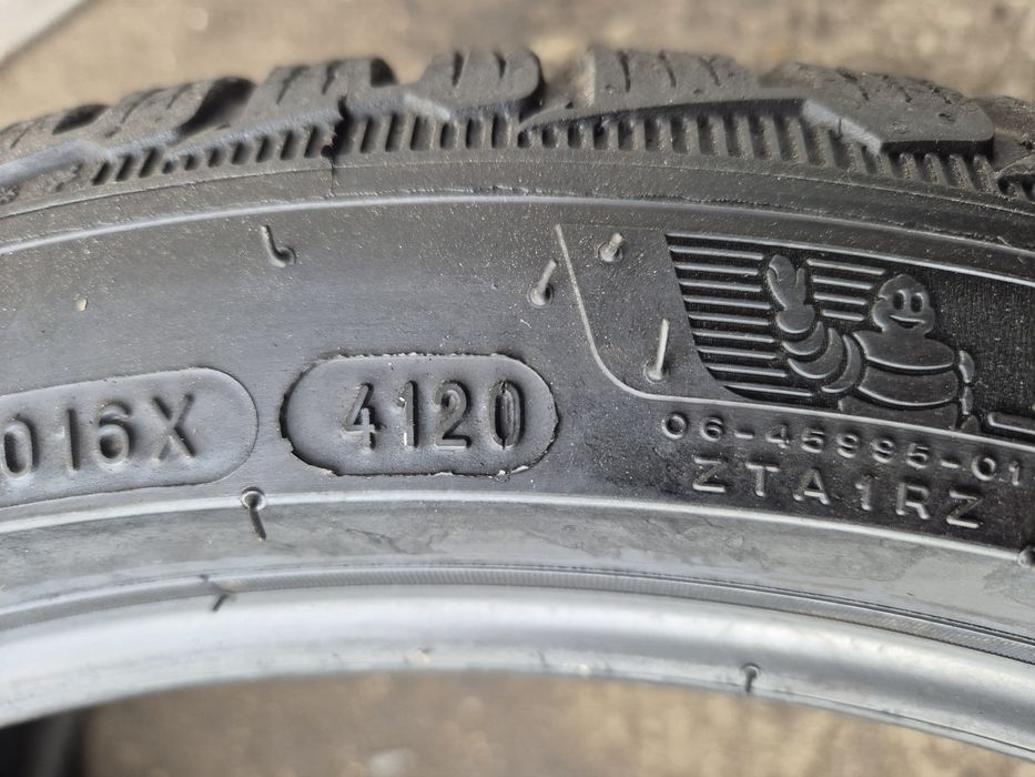 275 35 19 O BUCATA Anvelopa Michelin Alpin 5 Dot 41.20