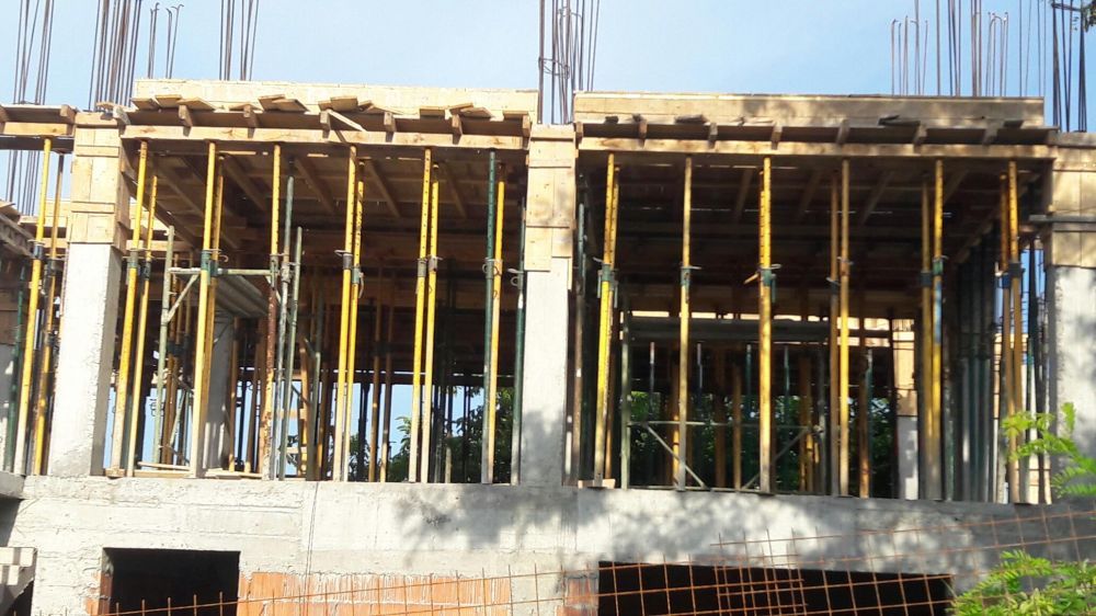 Schele , popi , panouri.