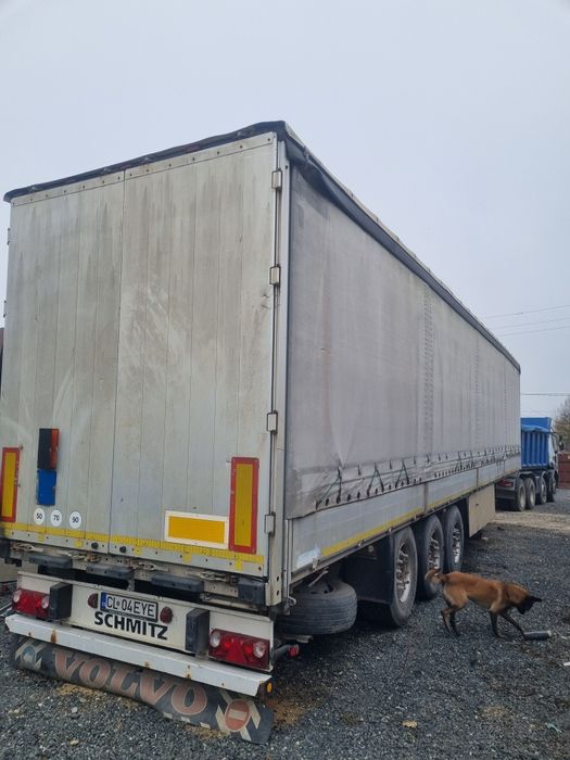 Vând semiremorca Schmitz