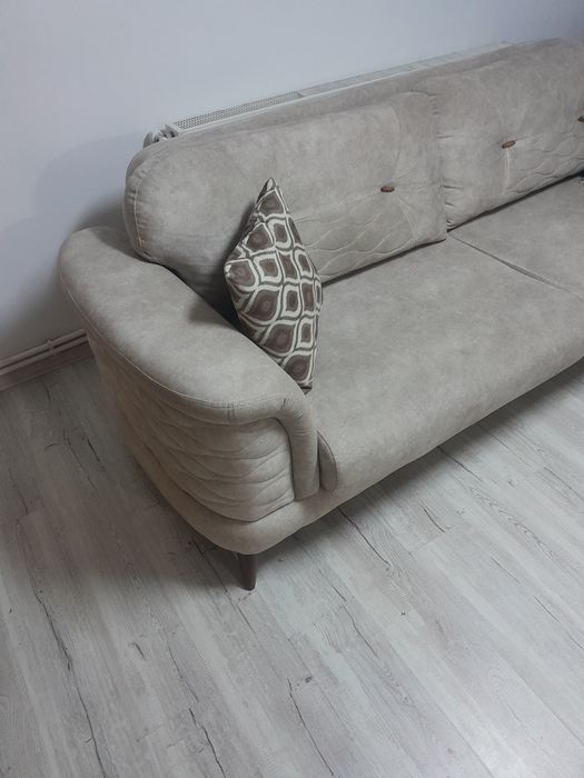 Set canapea și fotoliu