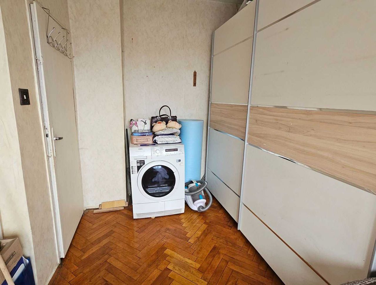 Продава се Двустаен апартамент в Монтана, Махала Барселона - 64 кв.м за 1275 €/кв.м - Снимка #9