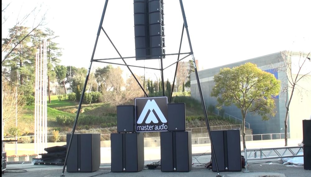 Аренда профессиональной Музыкальной аппаратуры и караоке системы, свет