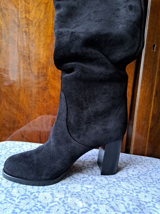 Сапоги замшевые модельные