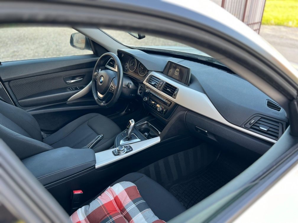 BMW Seria 3 BMW 320 GT / F34 2017