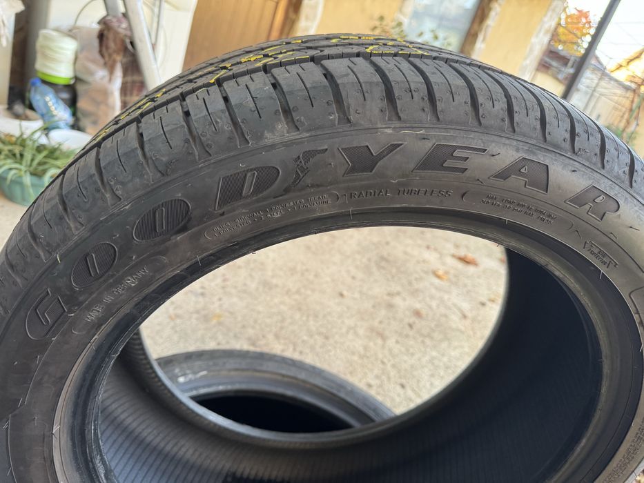 3+1 Goodyear Eagle Sport - All-Season - RunFlat - 245/45/R18 M+S 100H