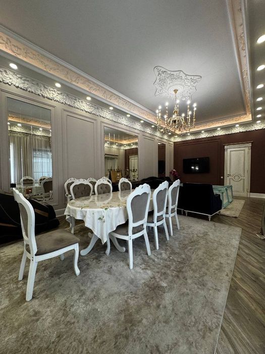 Продается участок 5 комнат, ор-р: 8й роддом, 380 м²