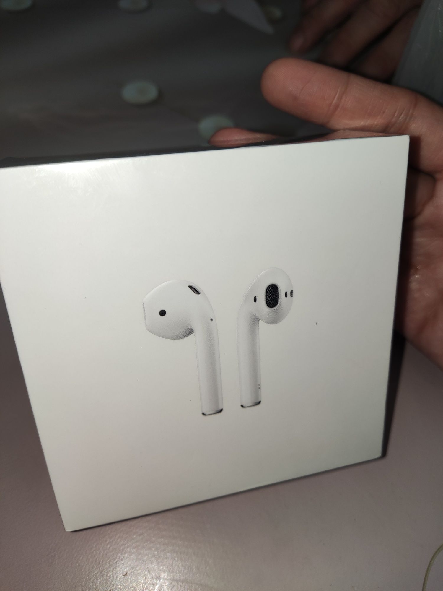 AirPods (2-го поколения) оригинал из Америки
Номер модели: A2032, A2