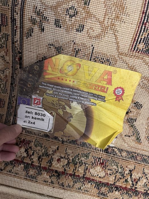 Продам ковер в зал