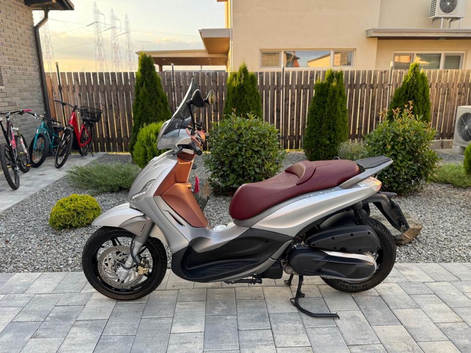 Piaggio Beverly 350