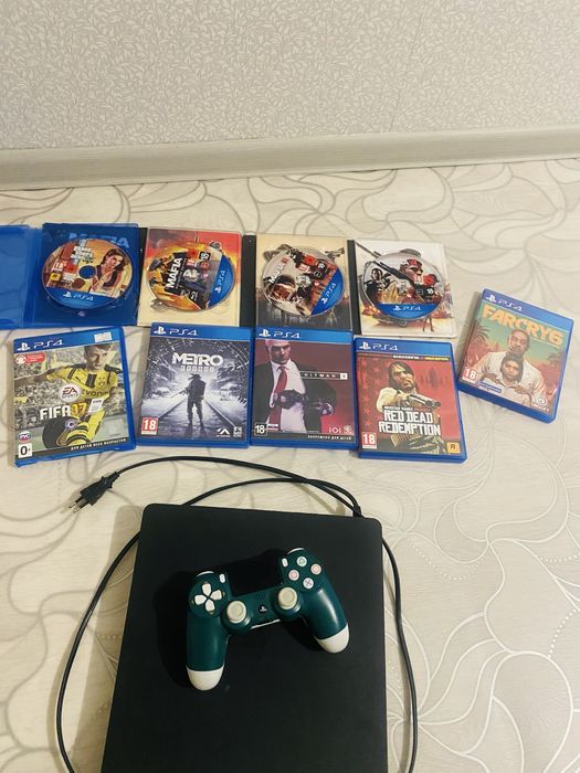 Ps 4 slim 1Tb Sony PlayStation