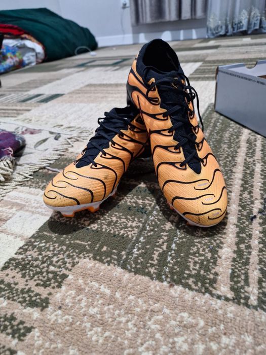 Продам бутсы найк