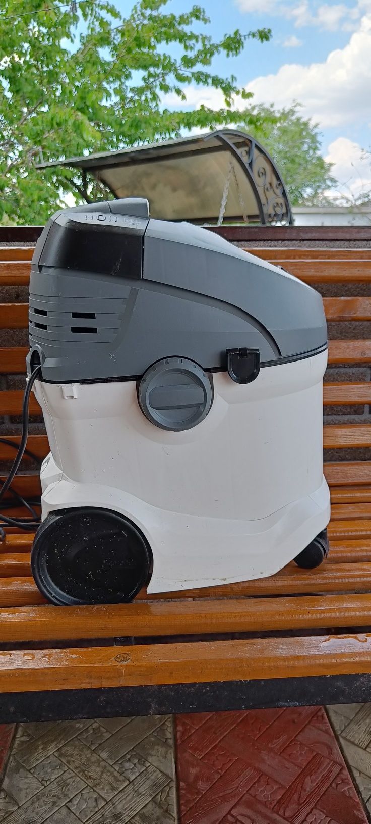 Моющий пылесос Karcher SE 6.100