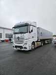 Autotractor Mercedes-Benz