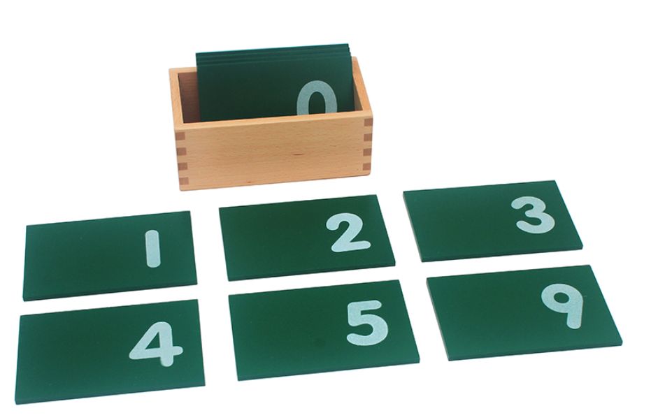 Зелени пясъчни числа Монтесори в кутия + бар