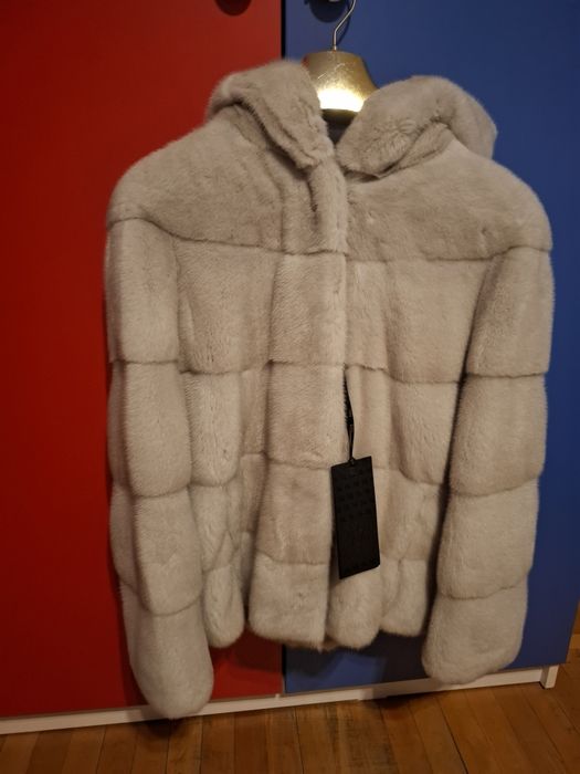 Haina de vizon cu gluga