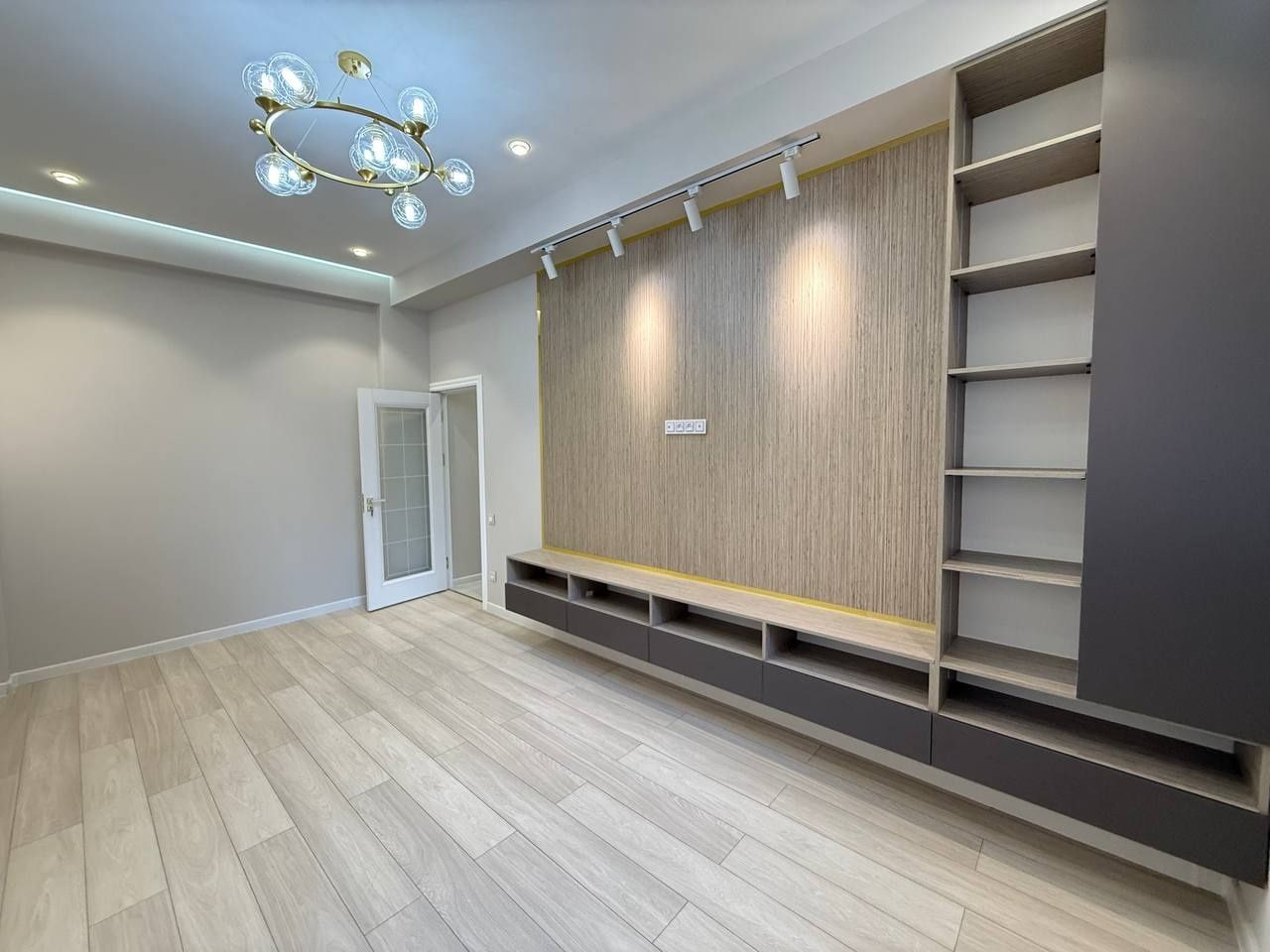 Yunusobod 8 mavze 2 xona 1 etaj (55²) novostroyka Shoxsaroy