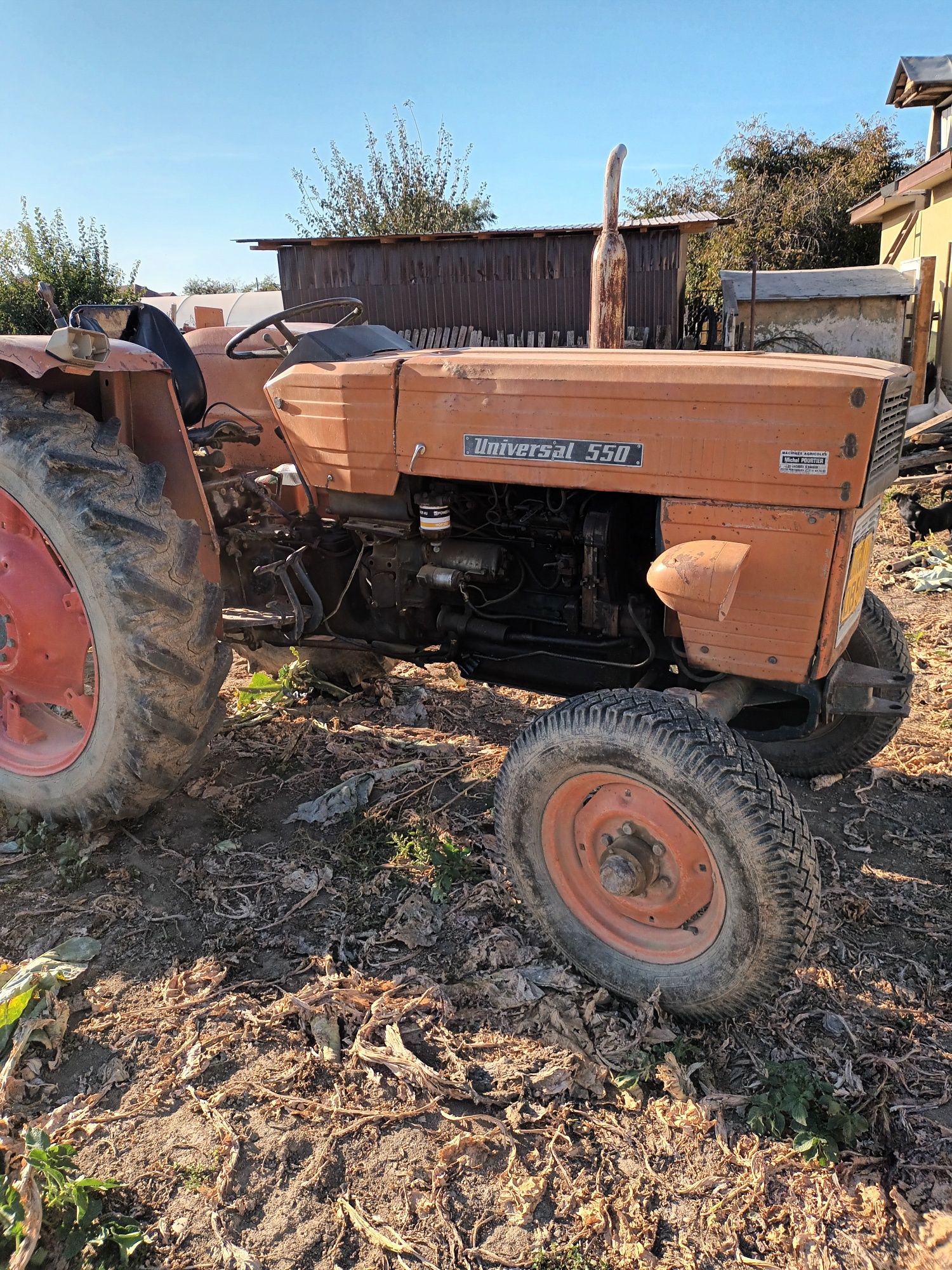 Tractor UTB 550 romanesc
