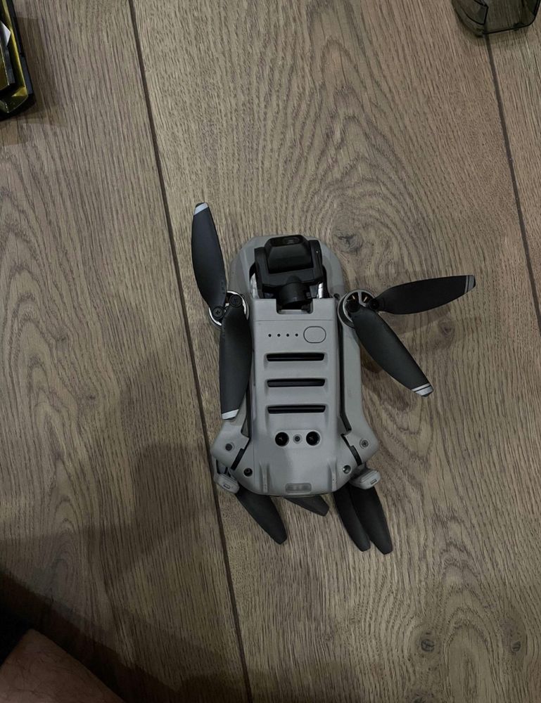 DJI Mavic Mini с много аксесоари
