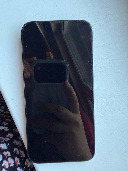 Айфон 14  хороший состояние