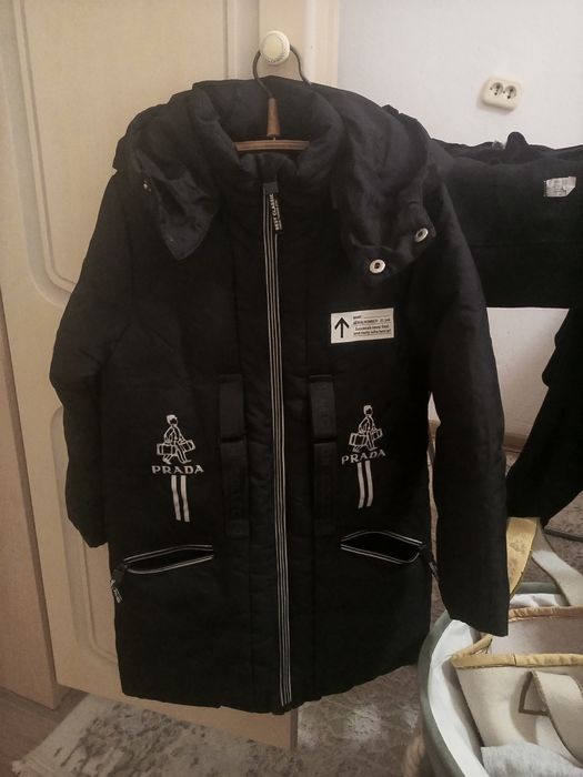 Куртка на 6 лет за ваше предложение, шуба на 4 года шапки на 4-6 лет з