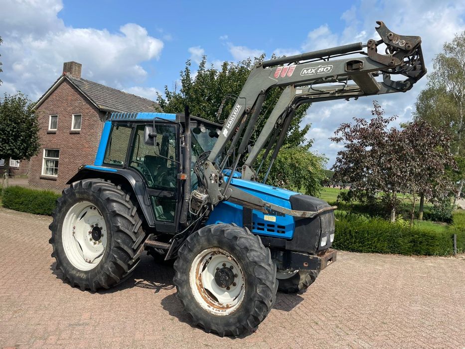 Tractor Valtra 6300 cu încărcător frontal Maileux
