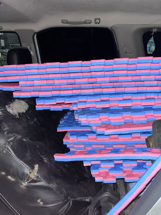 Продам спортивные маты 20шт