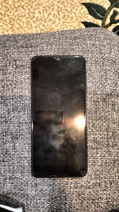 Оппо а18 в хоршом состоянии