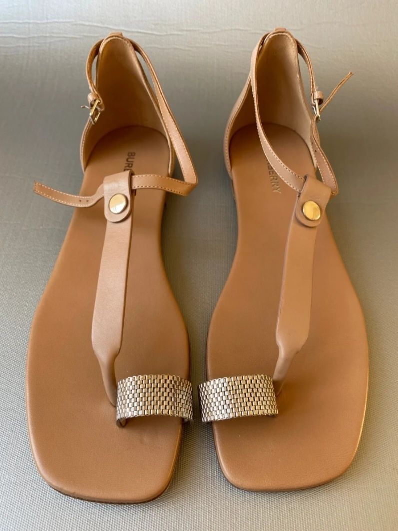 Sandale Burberry noi,nr 40, 100% piele naturala