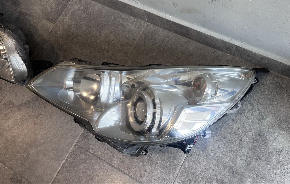 Оригинални фарове Subaru Legacy/Outback B14