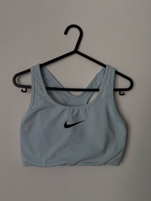 Nike спортен сутиен за фитнес