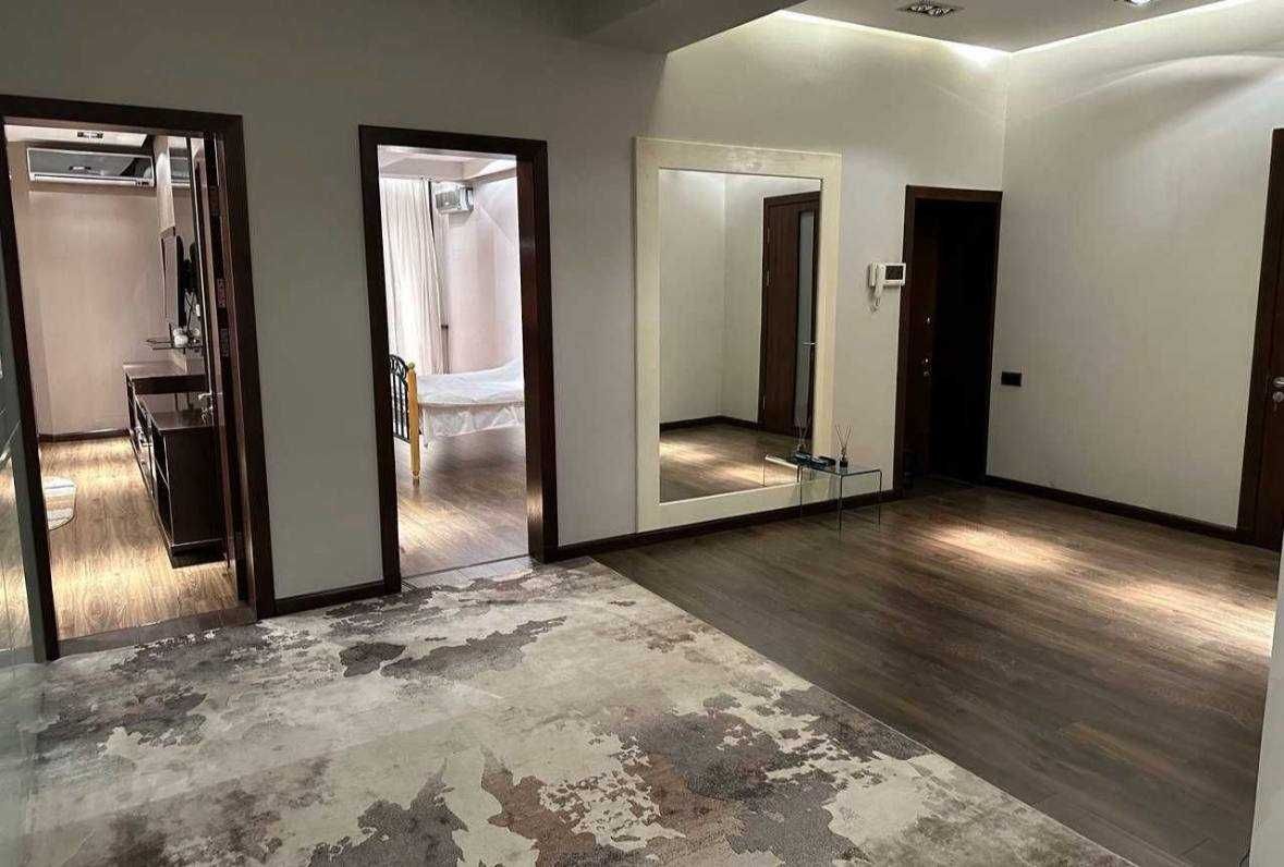 Новостройка в центре по Нукусской 4х ком 176 кв.м