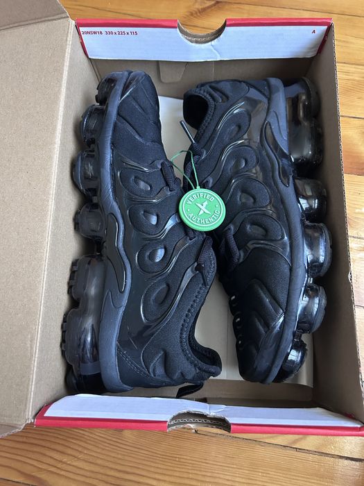 Air vapormax plus 42 номер