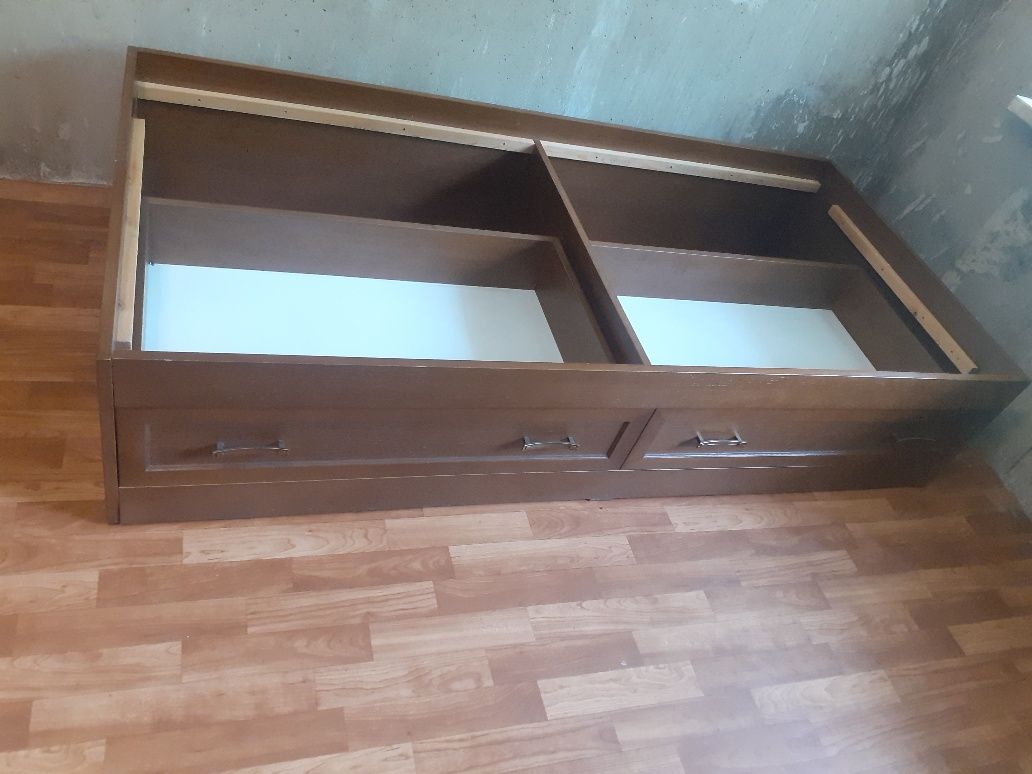 Кроавть одноярусная с матрасом