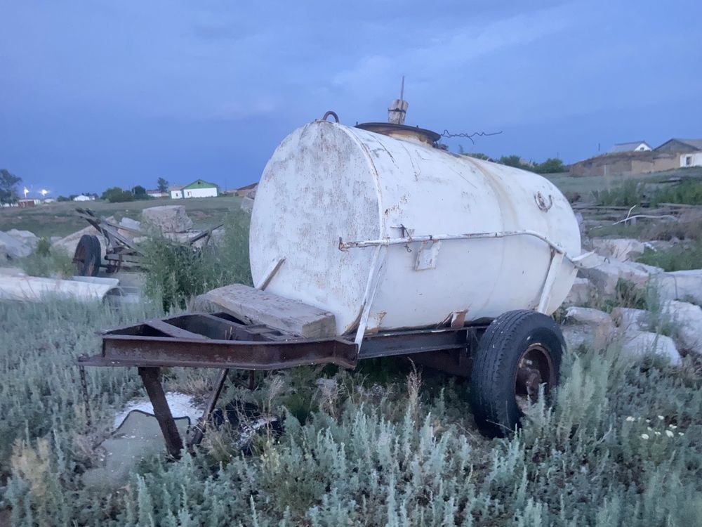 Продам прицепную бочку