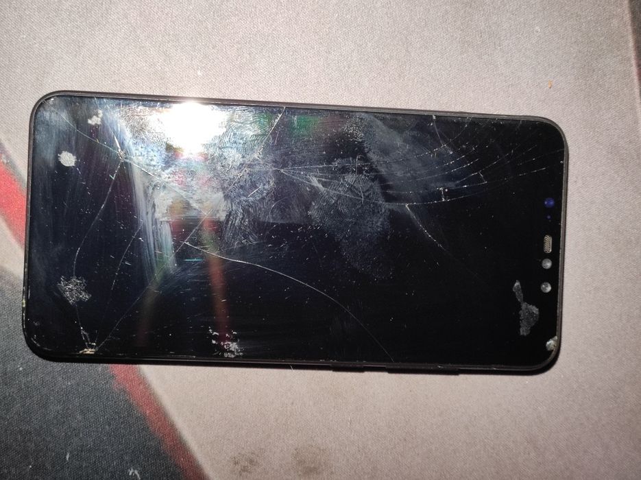 Телефон Xiaomi Redmi Note 6 pro 4/64