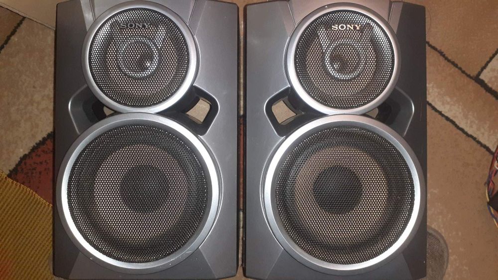 Boxe sony se vand cu proba !