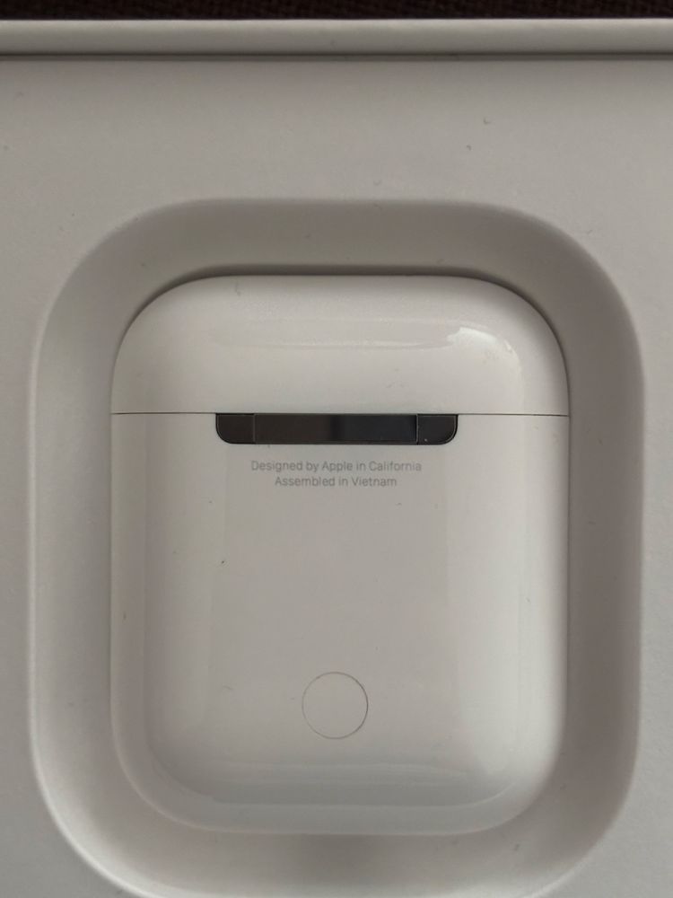 AirPods 1-ва генерация