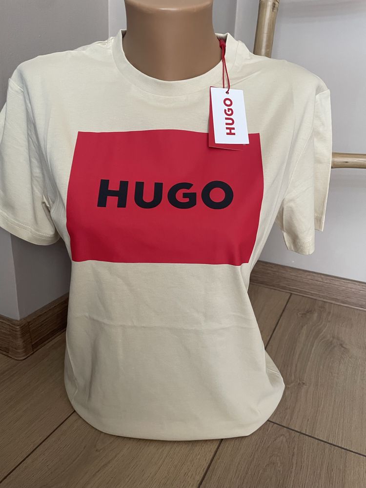 Hugo тениска ХС, С, М и чехли 37 и 38