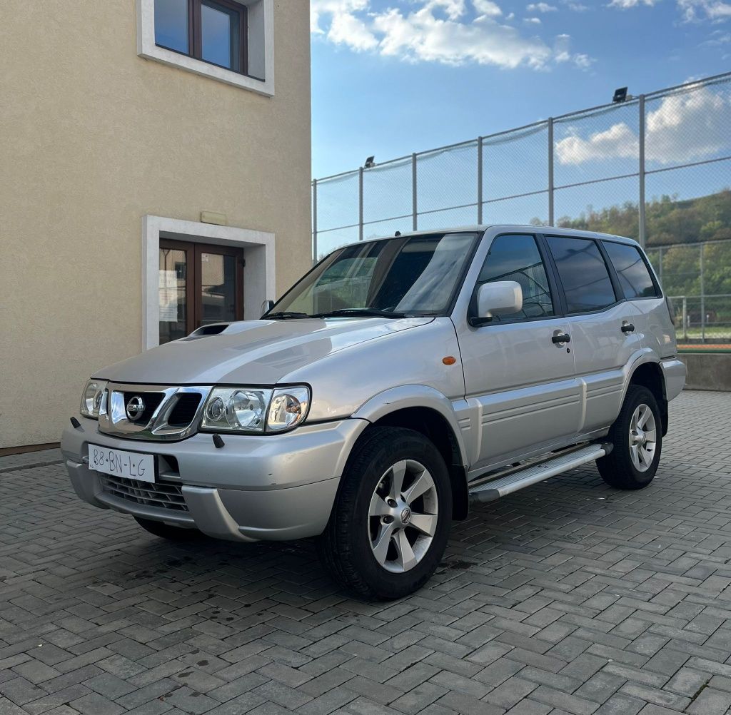 Nissan Terrano Autoutilitara N1