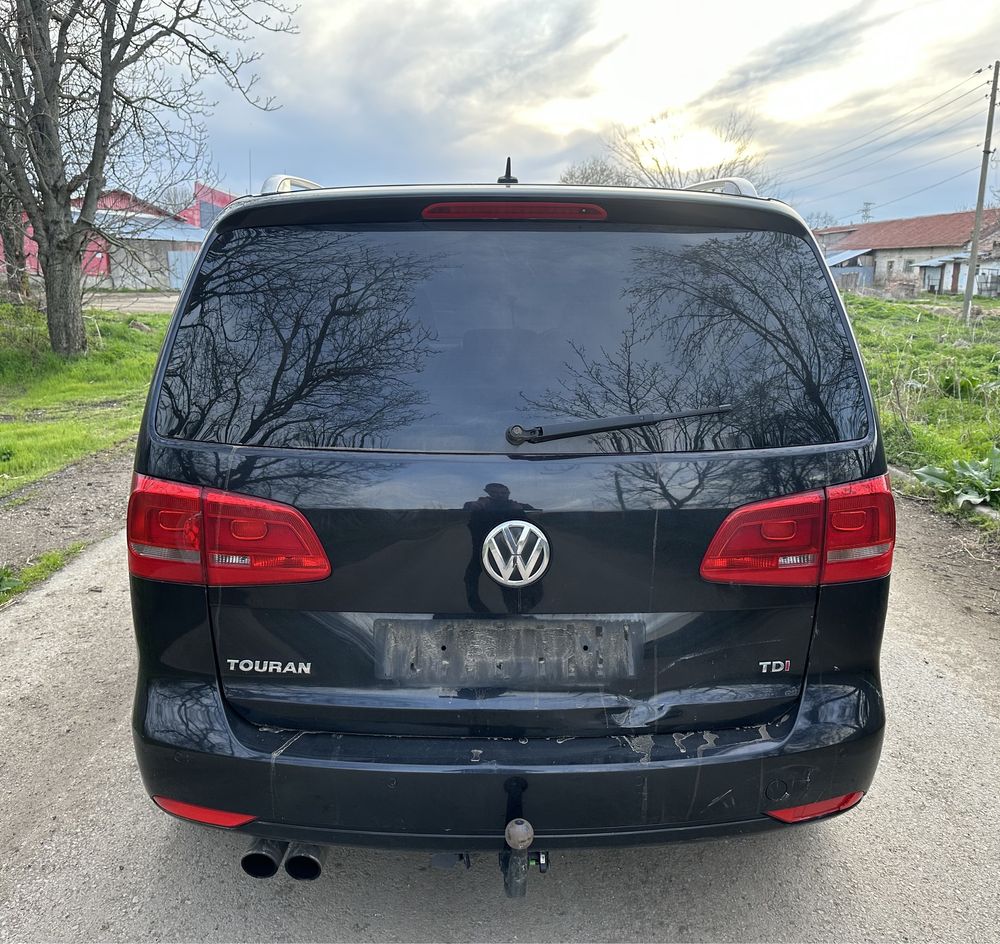 Volkswagen Touran 1.6TDI на части