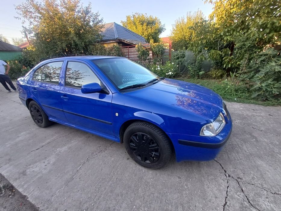 Vând scoda Octavia