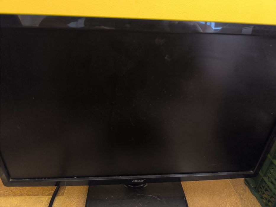 Монитор продаю в хорошем состоянии