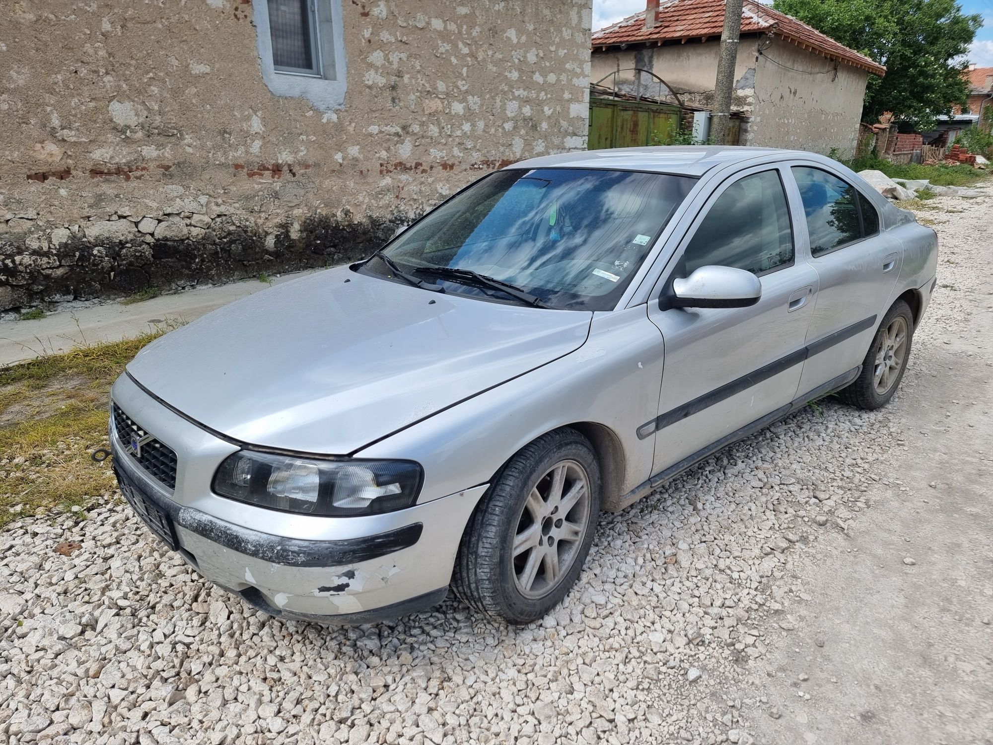 Volvo S60 D5 На части лети джанти 16 Навигация