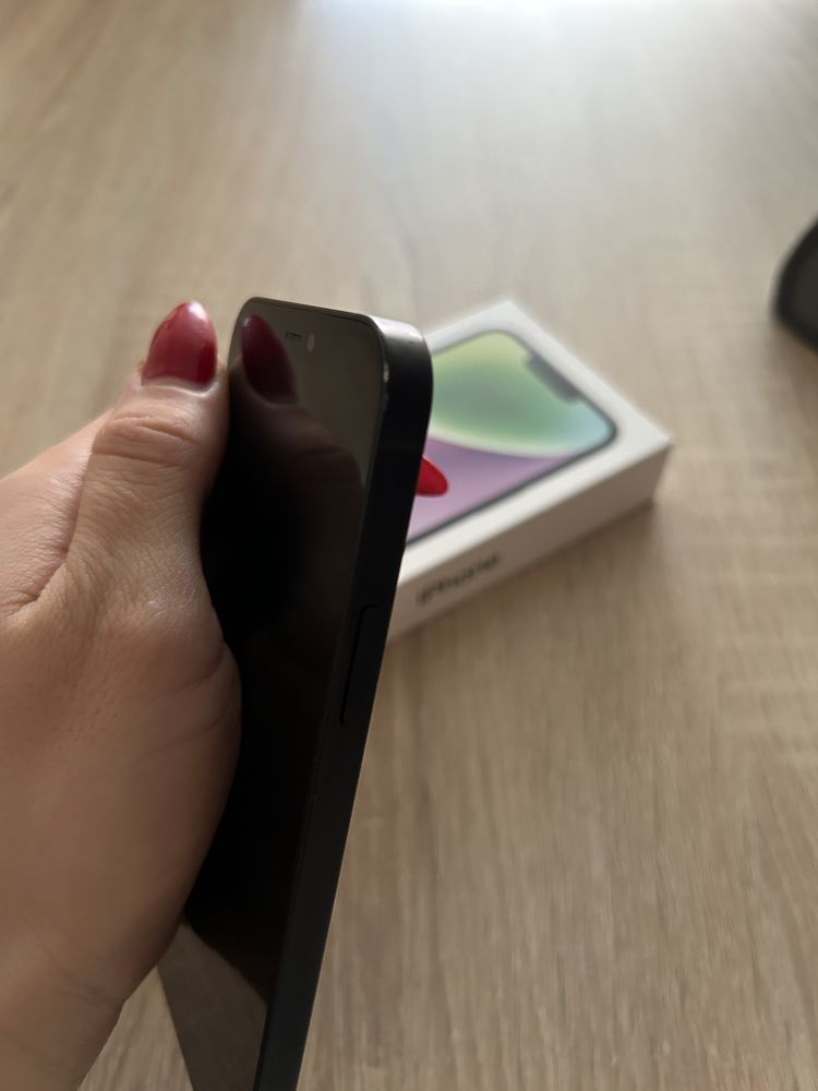 IPhone 12 128GB черен
