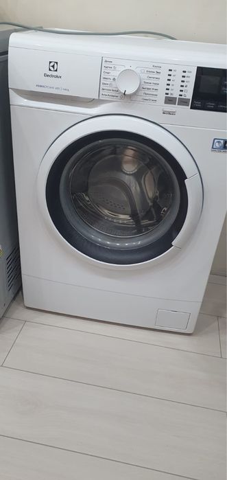Продам Стиральную машину electrolux