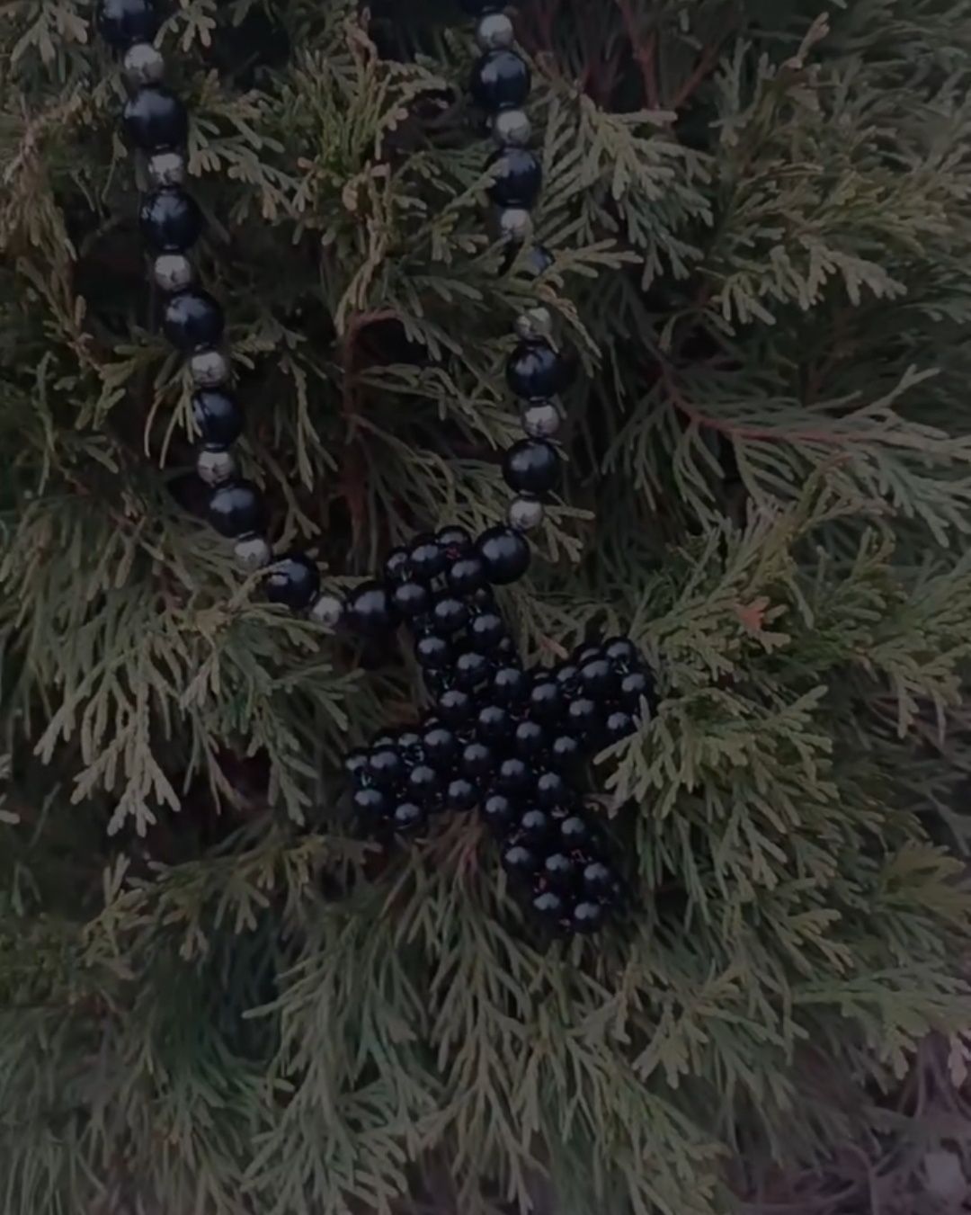 Крестики из  бусин