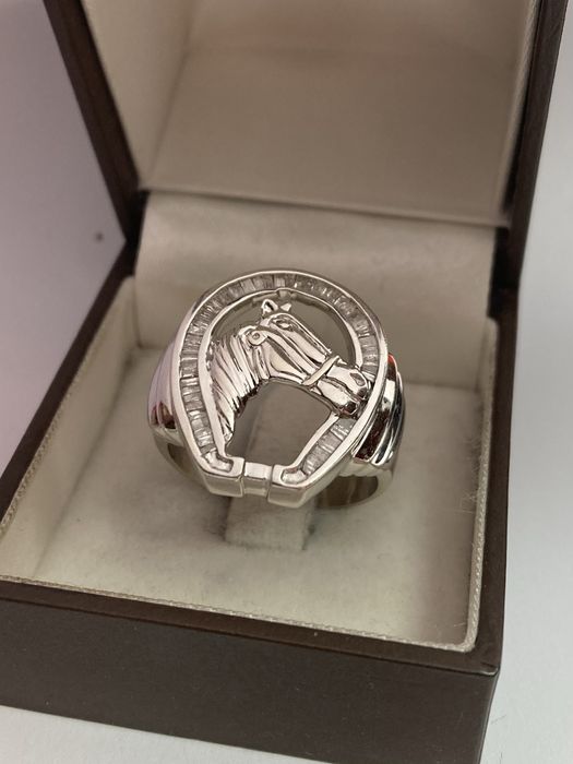 Inel ghiul aur alb cu diamante 0.65ct