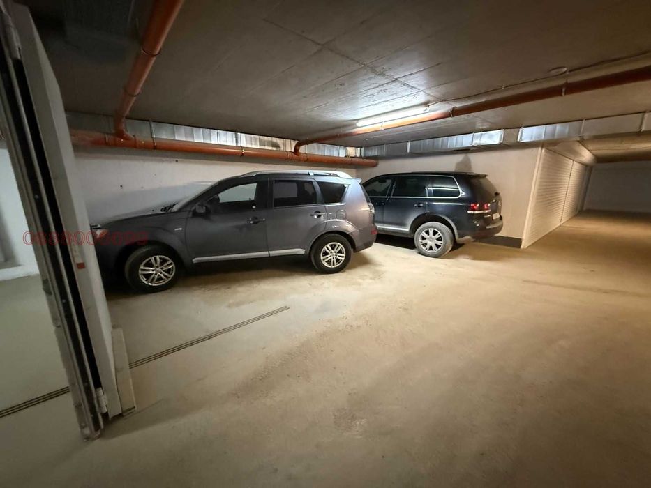 Продава се Тристаен апартамент в София, Малинова долина - 104 кв.м за 2866 €/кв.м - Снимка #13