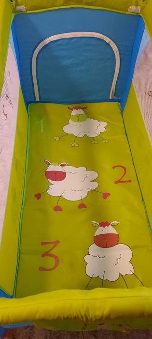 Детска кошара за сън и игра