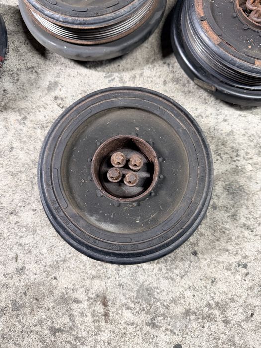 Fulie motor fulie vibrochen bmw f10 f11 f07 e90 e91 e92 3.0d n57 245cp